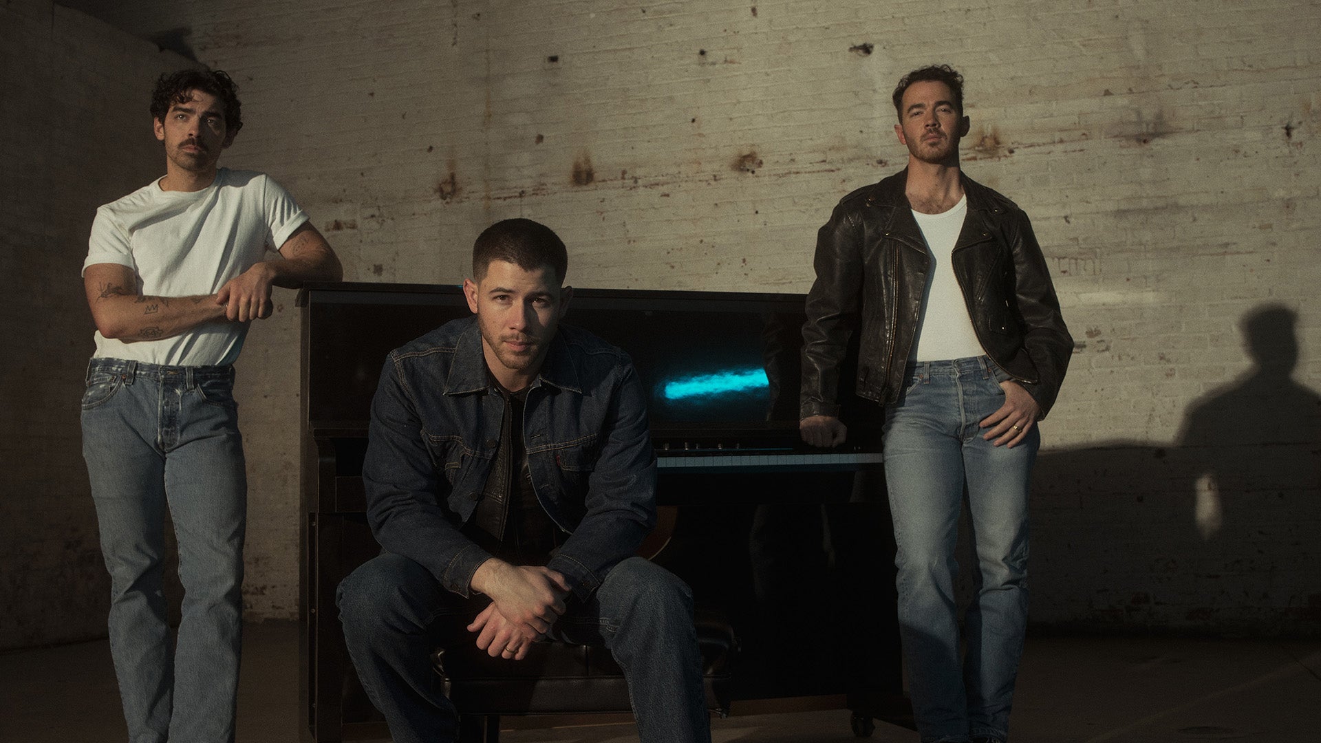 JONAS BROTHERS ANNOUNCE DETAILS FOR “JONAS20: LIVING THE DREAM” TOUR