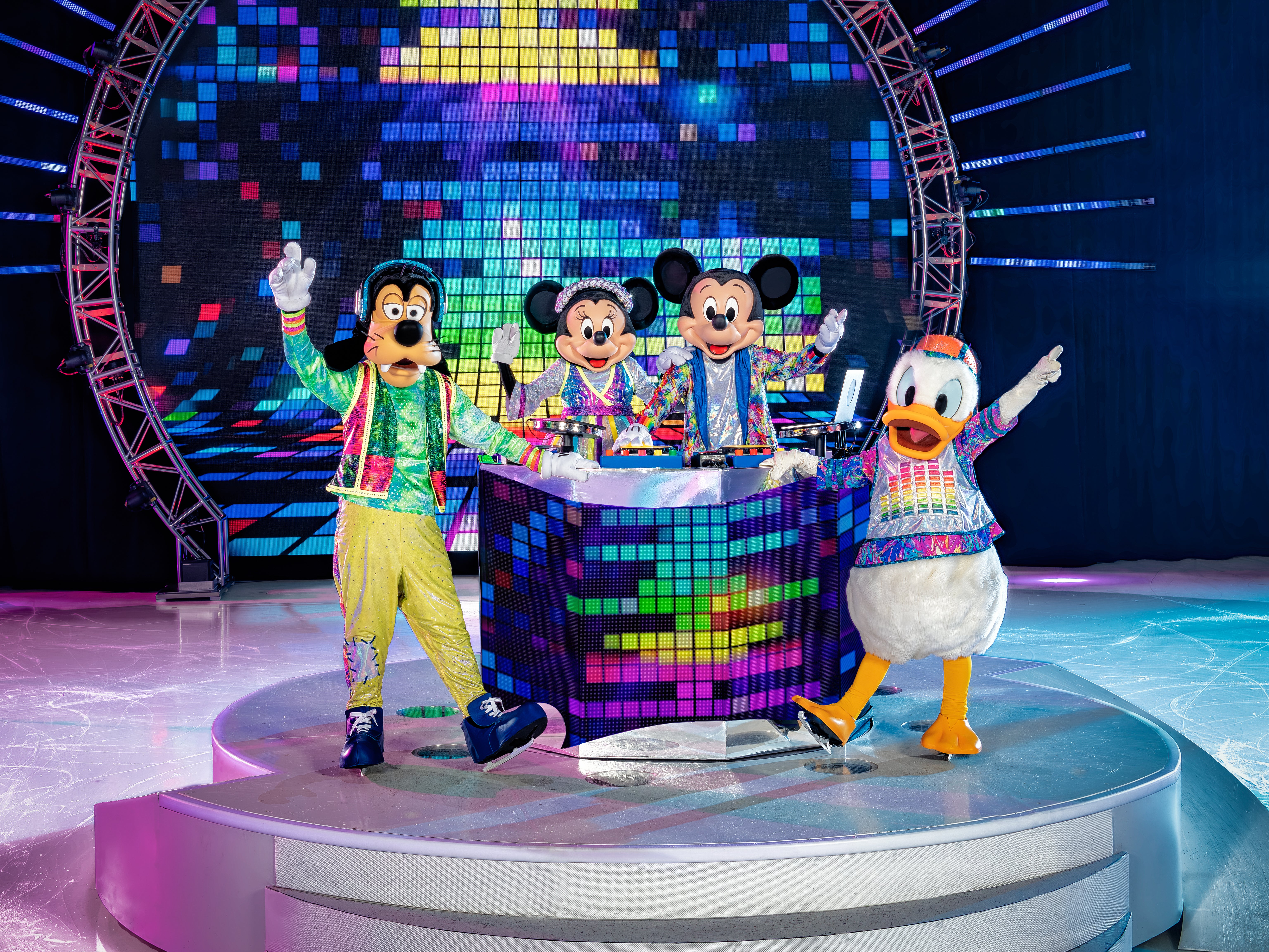 JOIN AN EPIC PARTY WITH PLENTY OF MUSIC, ENERGY & AUDIENCE INTERACTION AT THE ALL-NEW DISNEY ON ICE PRESENTS LET’S DANCE! JOIN AN EPIC PARTY WITH PLENTY OF MUSIC, ENERGY & AUDIENCE INTERACTION AT THE ALL-NEW DISNEY ON ICE PRESENTS LET’S DANCE!